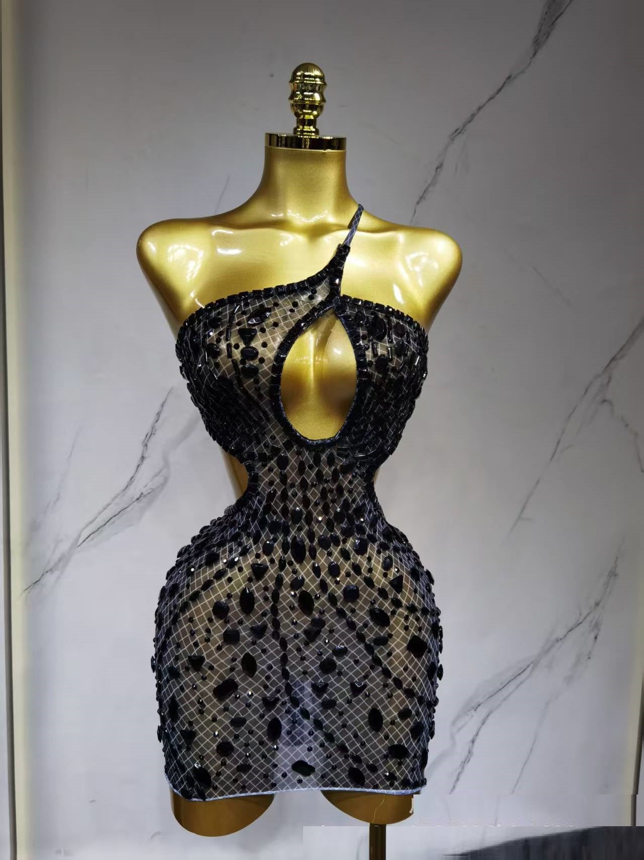One-Shoulder Diamond Backless Dress