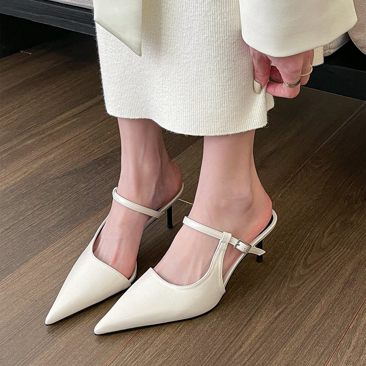 Pointed Closed Toe Heel Slippers
