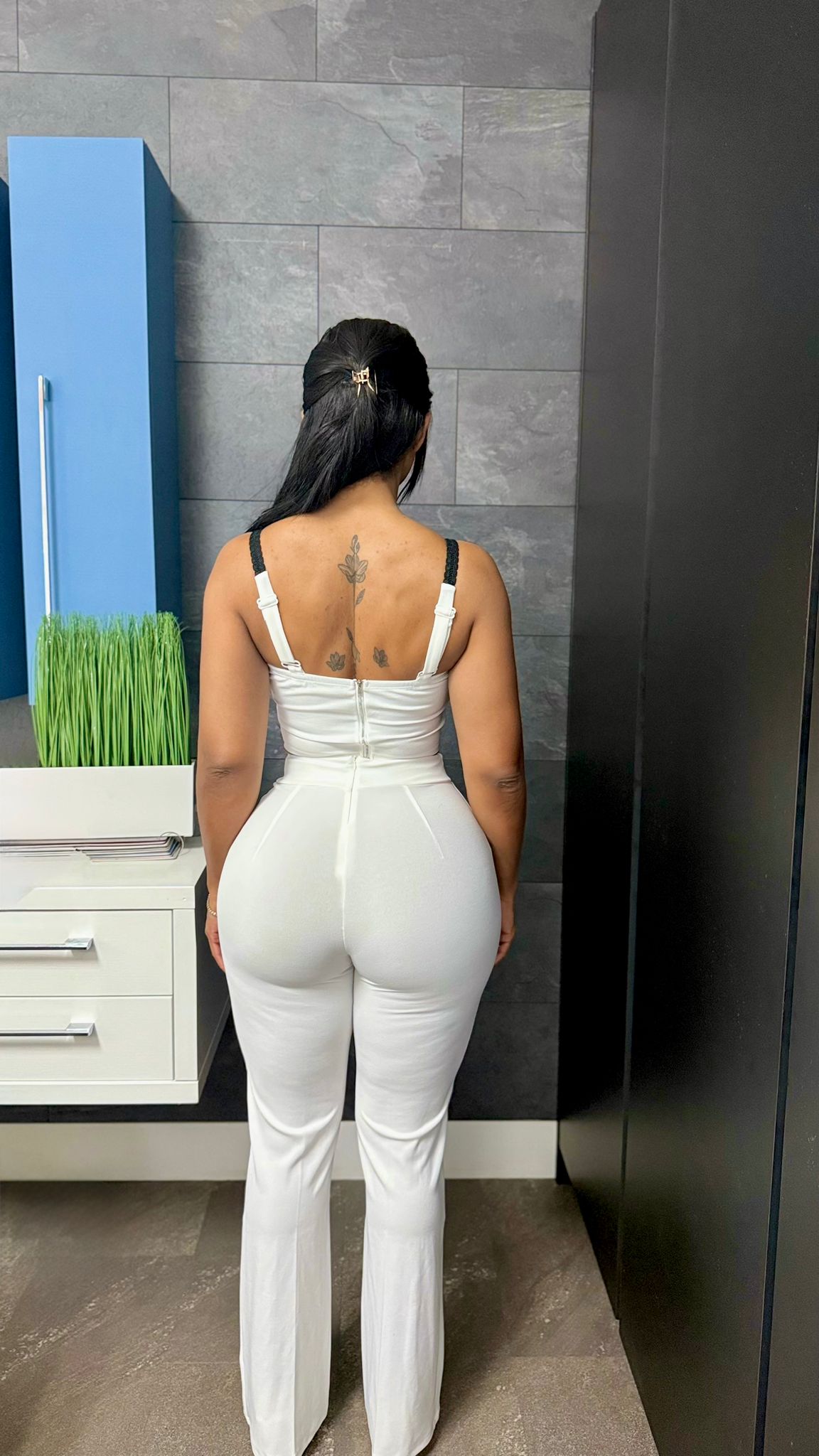 Cannes Privé Set – Elegance in Two Pieces