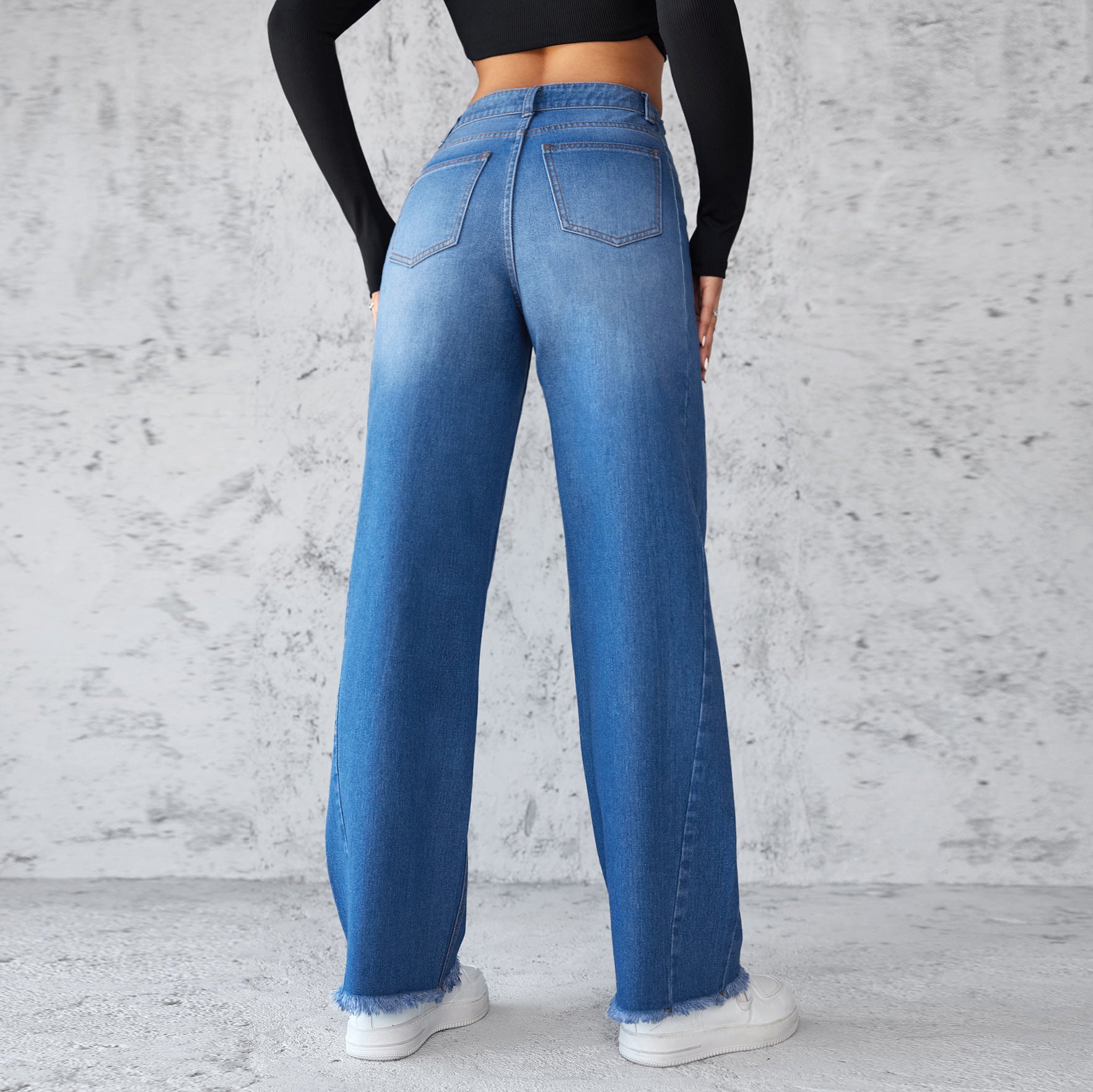 Wide-Leg High Waist Jeans