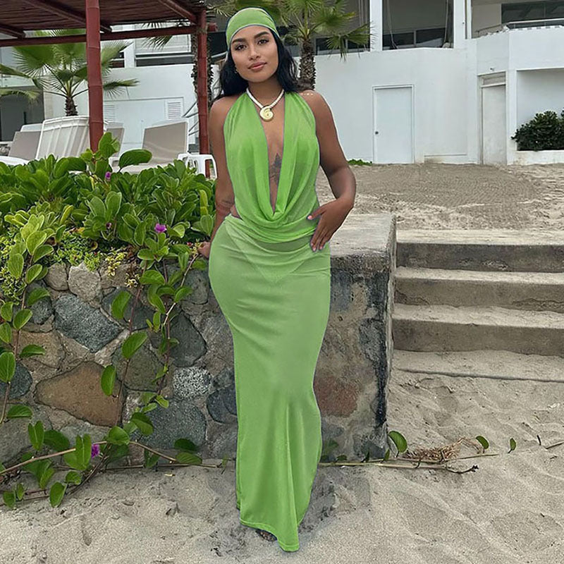 Headscarf and Sexy Dress Outfit