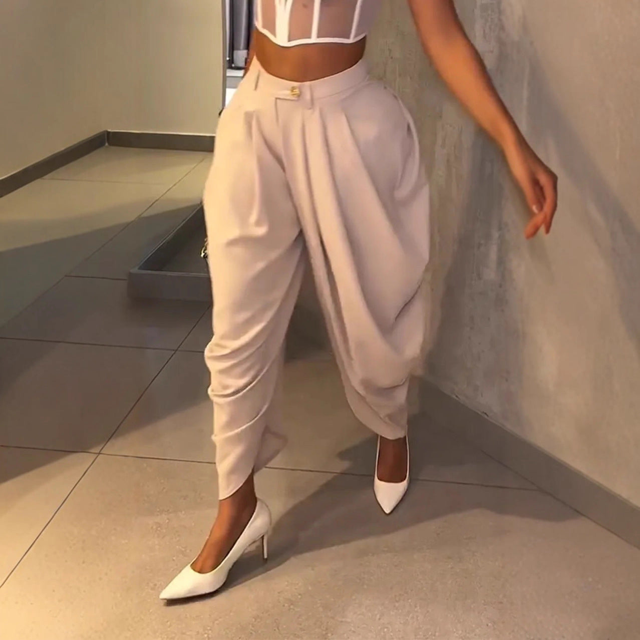High-Waist Pleated Tapered Pants