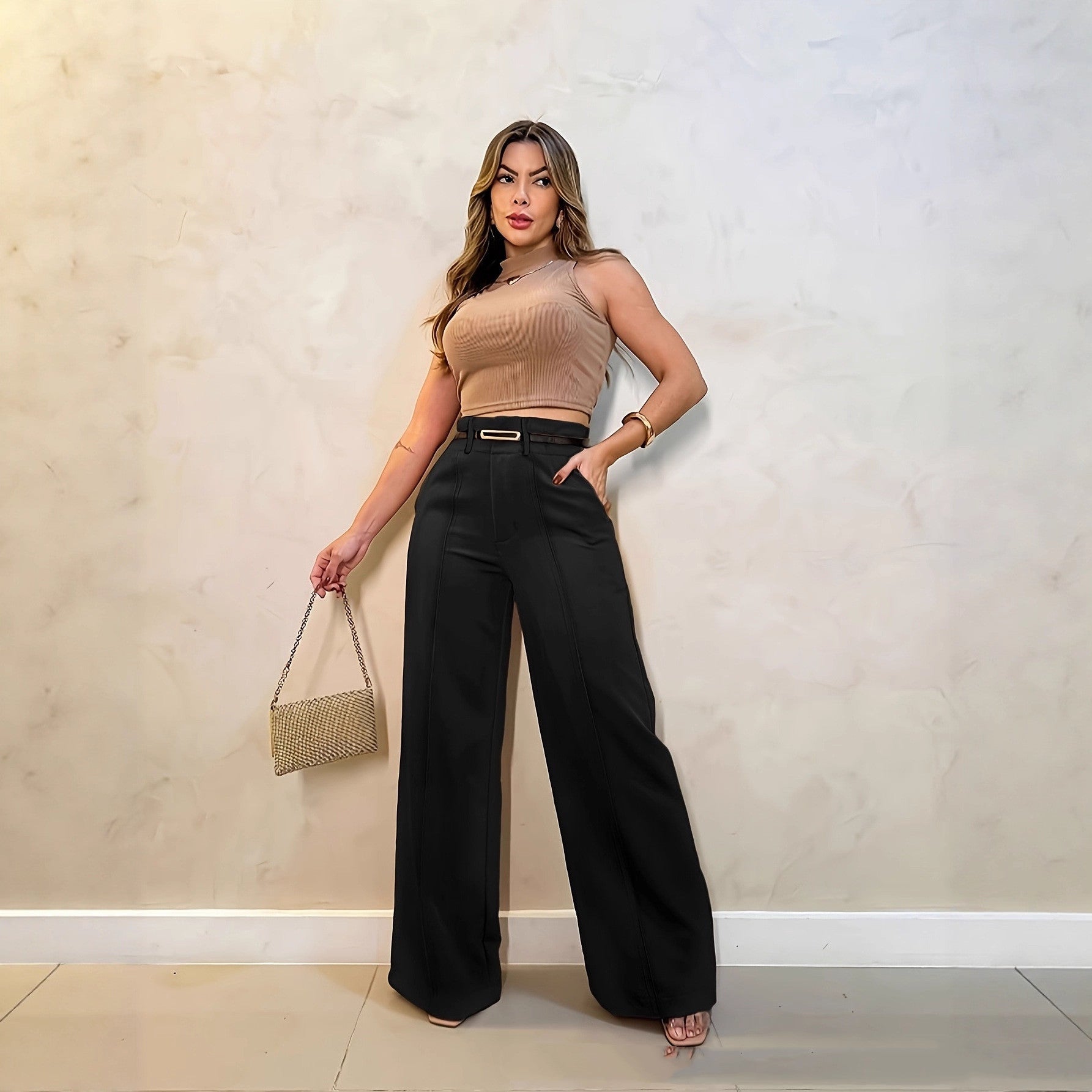 Pantalones de tendencia rectos para fregar el suelo.