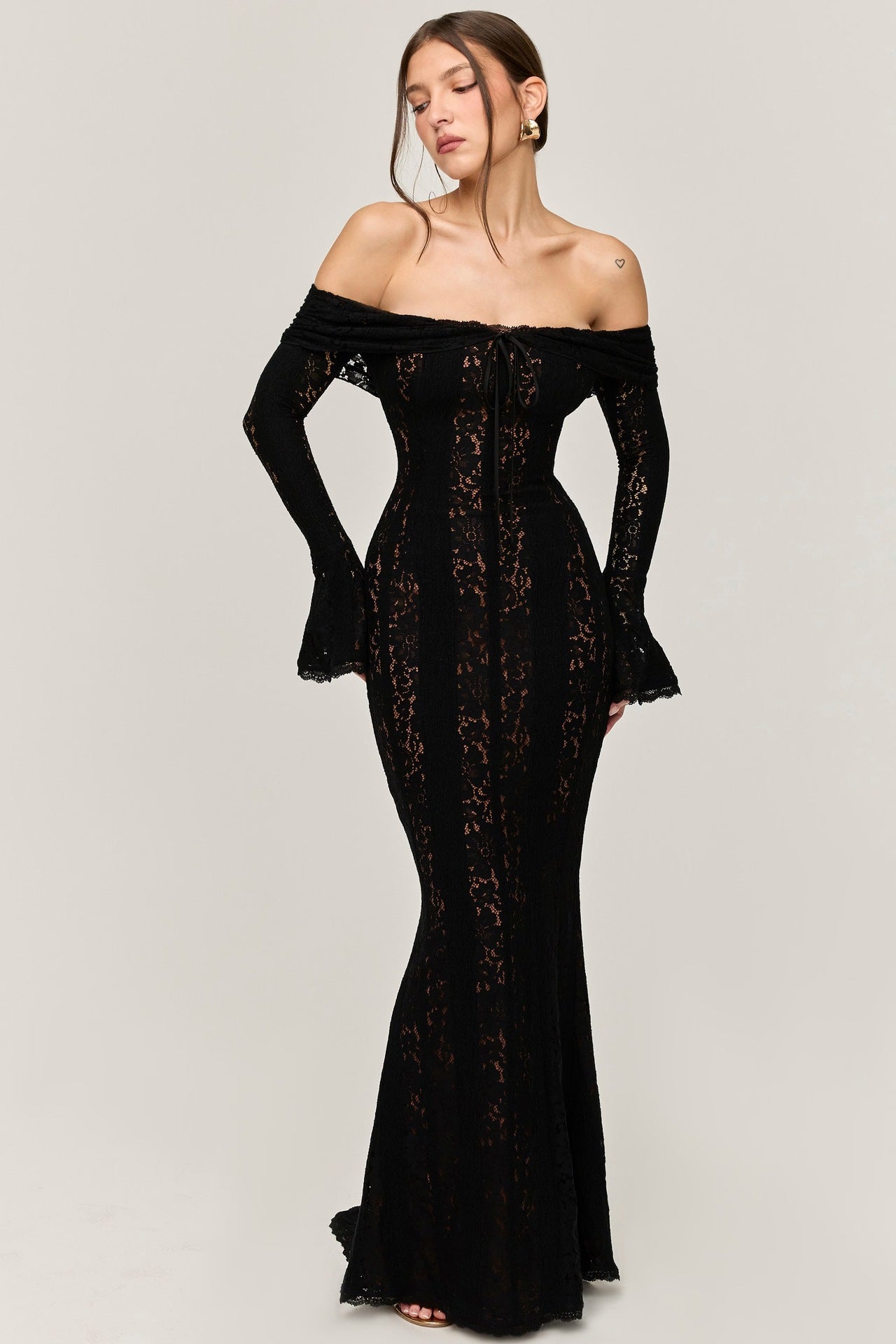 Elegant Classic Laces Maxi Dress