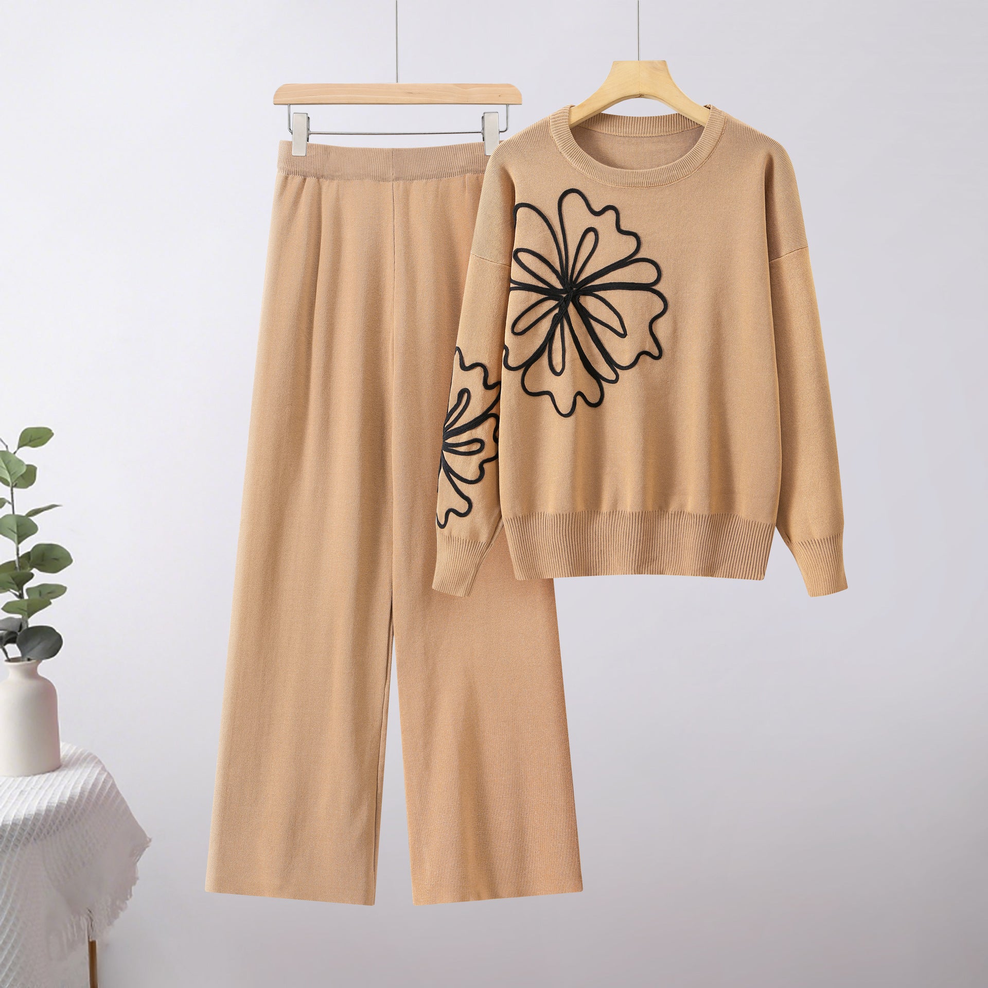 Loose Wide-Leg Women's Two-Piece