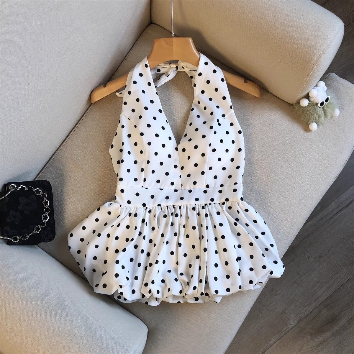 Neck-hanging V-neck Polka-dot Top