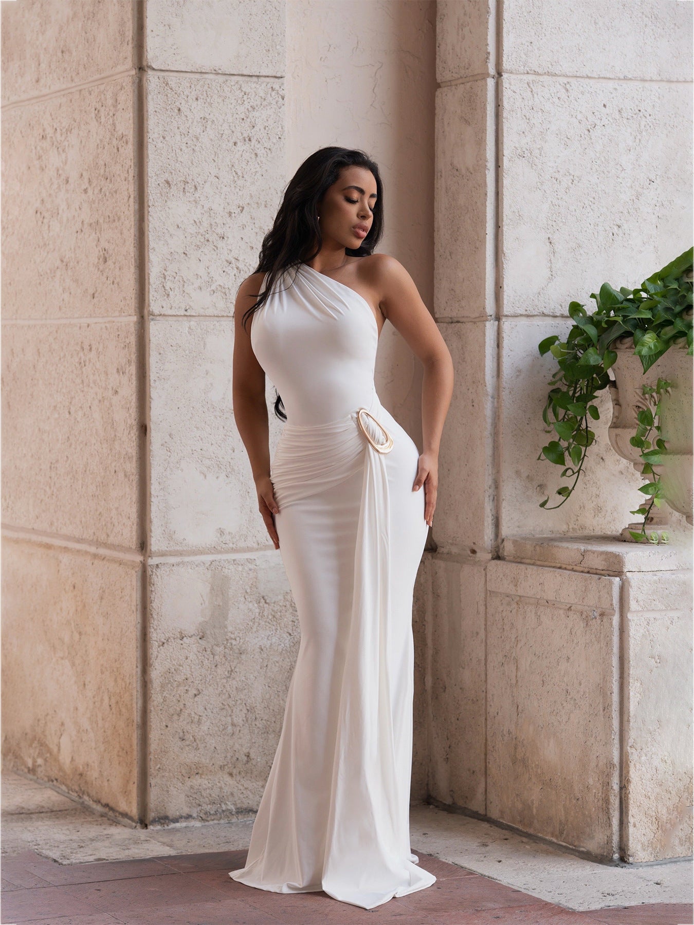 Off-shoulder Pleated Slim-fit Dress
