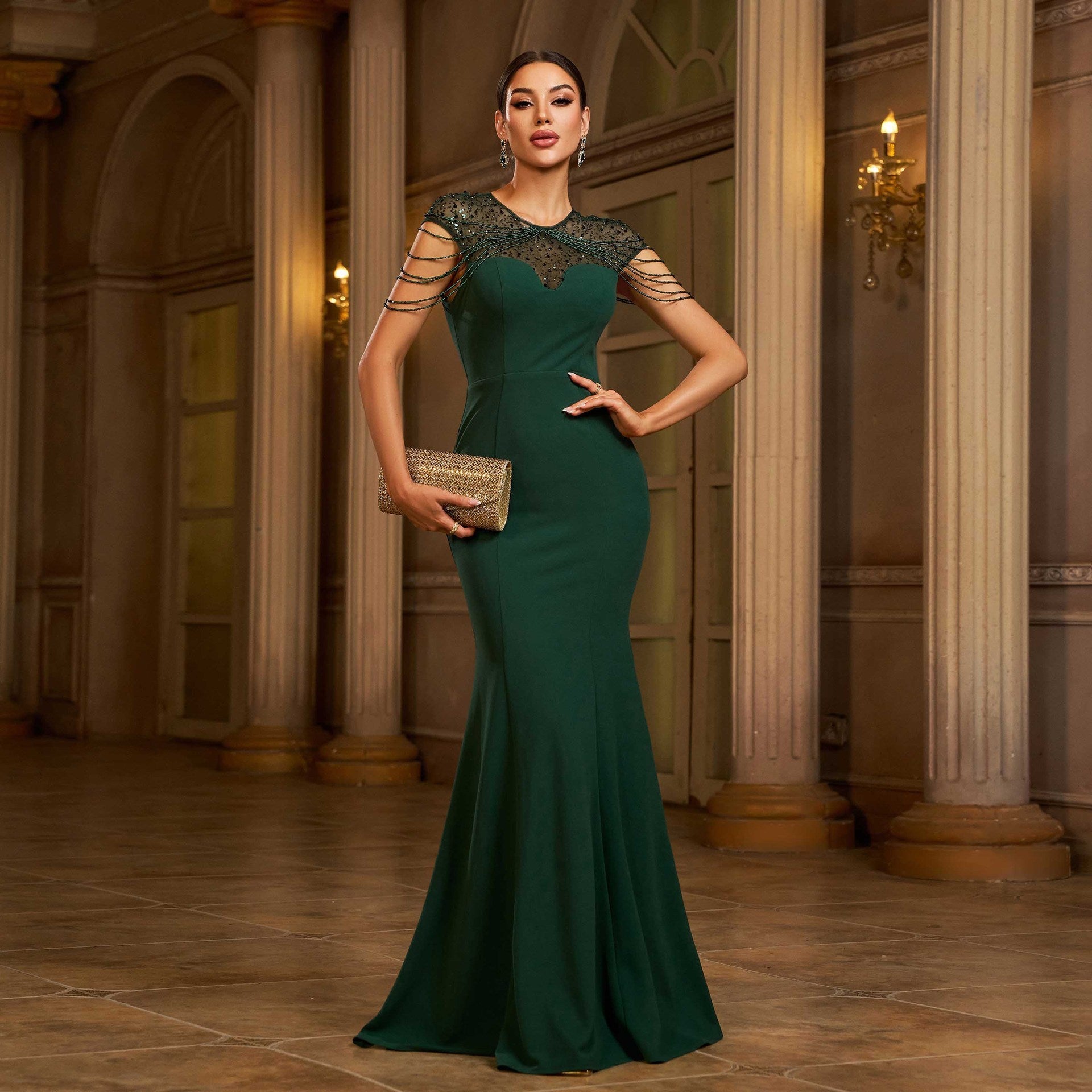 Elegant Banquet Sheath Evening Dress