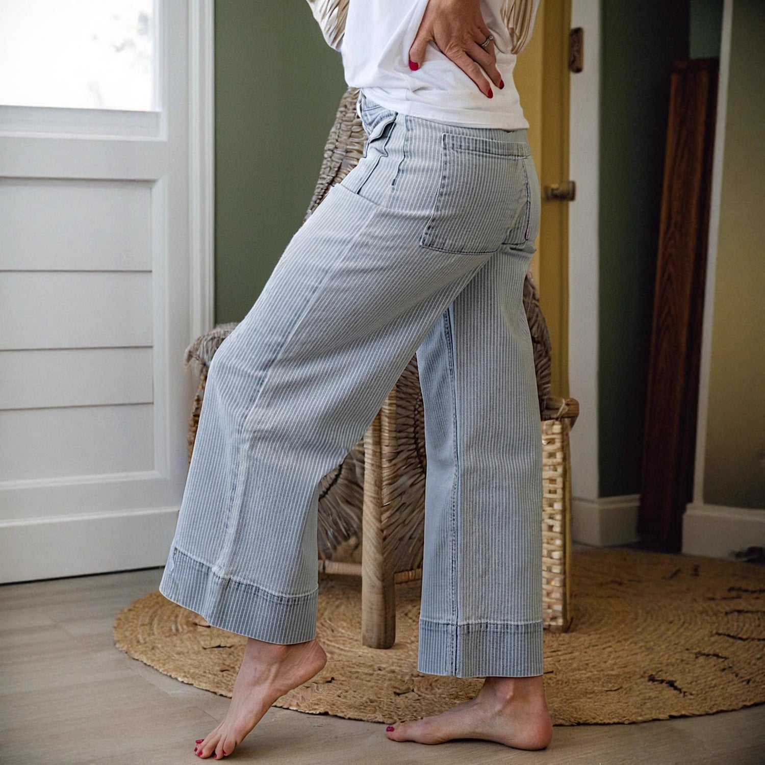 High-Waist Loose Striped Wide-Leg Pants